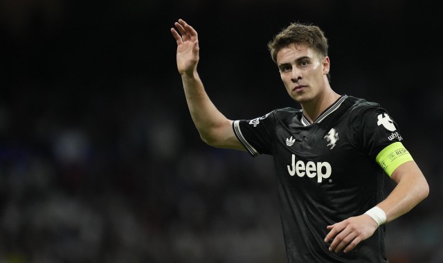 世界杯参赛阵容-尤文，伊尔迪兹回避续约问题并盛赞与斯帕莱蒂的关系